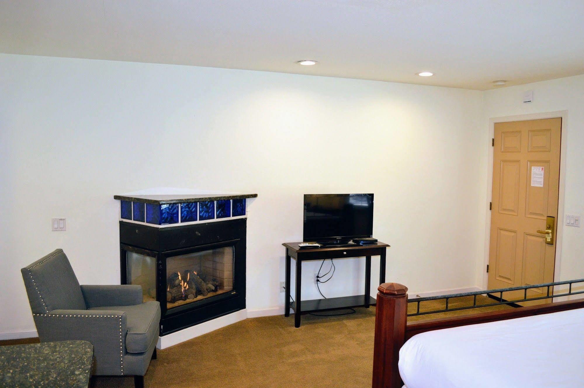 Saratoga Oaks Lodge Eksteriør billede